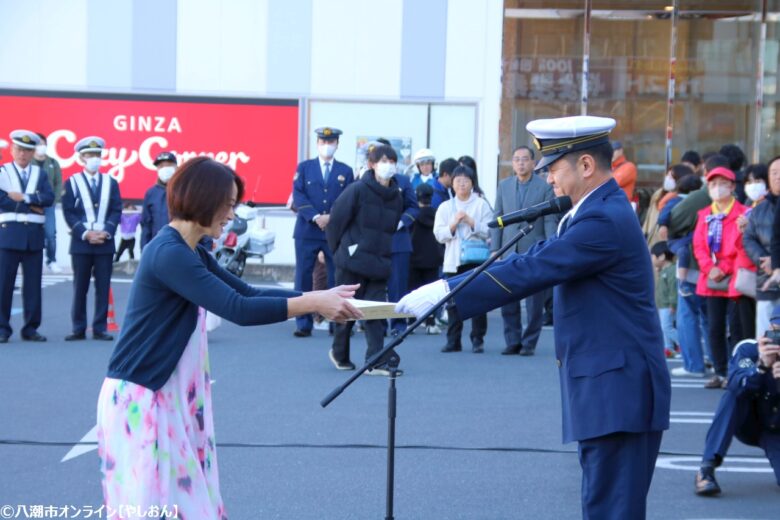 冬の交通事故防止運動、八潮市で開催！家族で学び楽しむ交通安全イベント