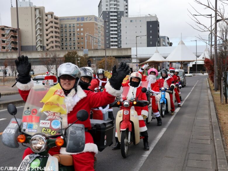 サンタバイクが八潮市内を駆け抜ける！子どもたちへのプレゼントと笑顔があふれた感動の1日