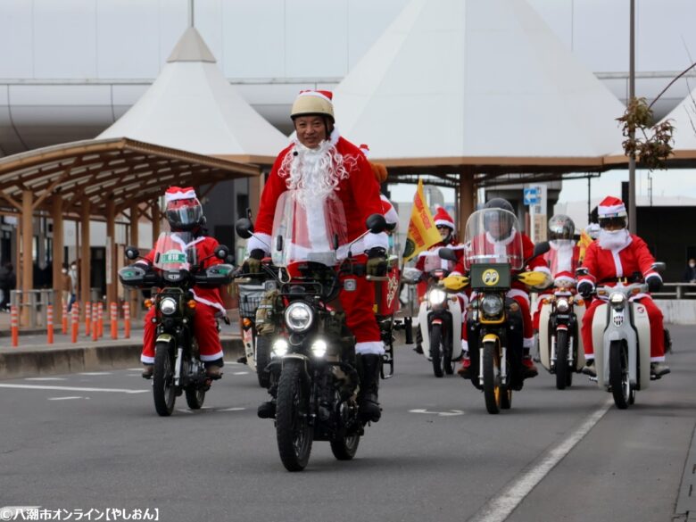 サンタバイクが八潮市内を駆け抜ける！子どもたちへのプレゼントと笑顔があふれた感動の1日