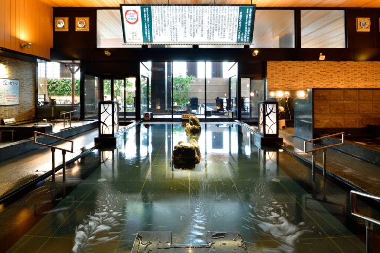 全国ランキング5位！「竜泉寺の湯 草加谷塚店」が魅せる至福の温浴体験