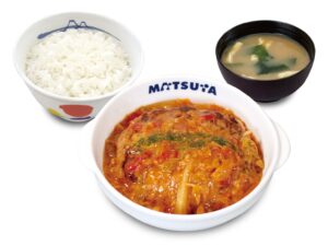 新登場！松屋の「煮込みキャベツのトマトハンバーグ」で贅沢な旨味体験を