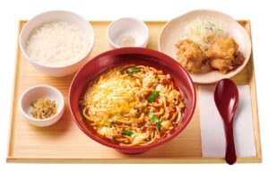 やよい軒の『辛うま麺』シリーズが復活！ 2025年は「たっぷりチーズ」が新登場！