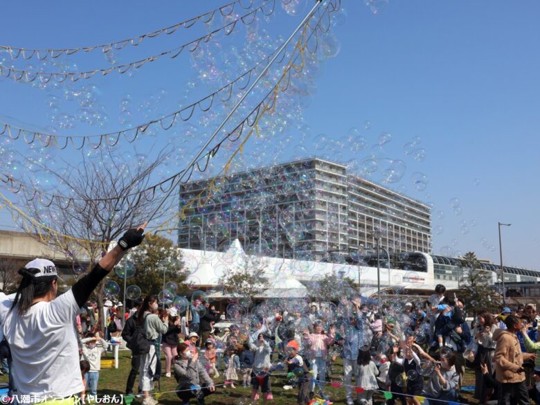 八潮駅前が笑顔で満ちた一日 ― 第4回「八々の庭2025」開催！