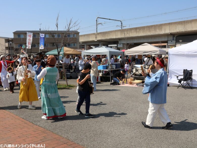 八潮駅前が笑顔で満ちた一日 ― 第4回「八々の庭2025」開催！