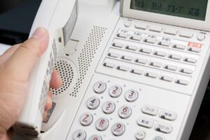 八潮市役所本庁舎、6月1日より電話通話の録音を開始