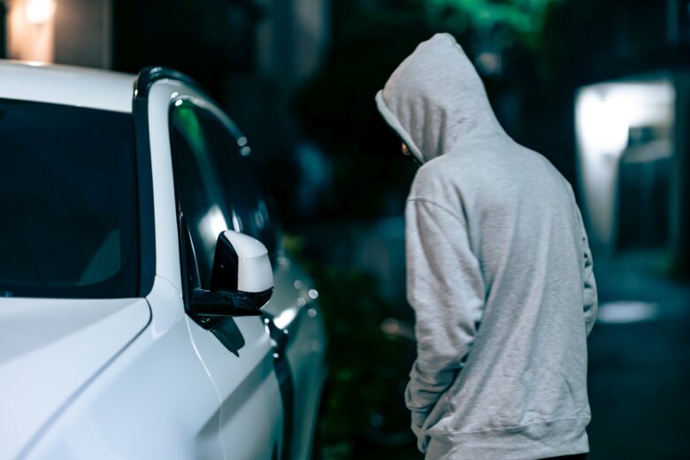 自動車 盗難 不審者 注意喚起