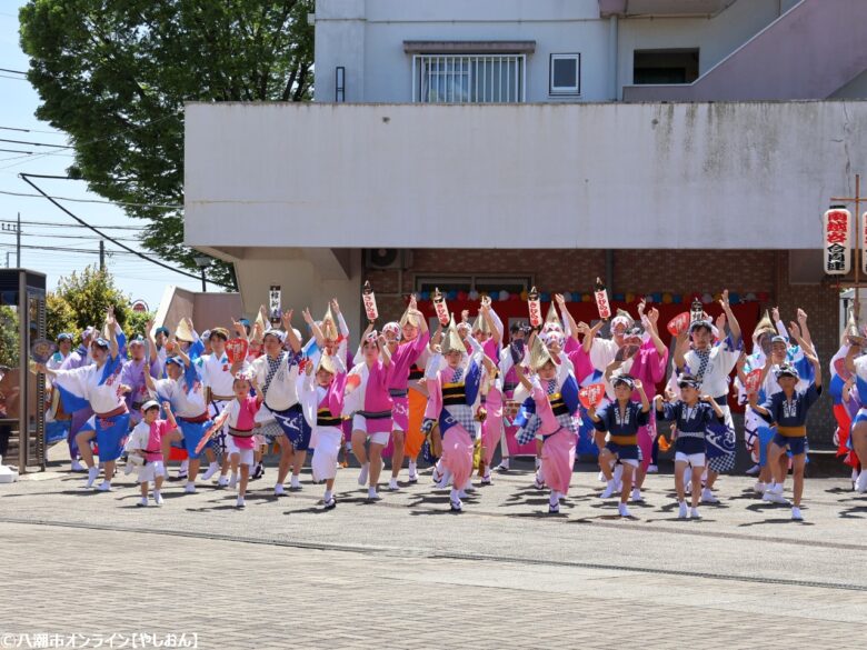 八潮団地に響く春の鼓動――「阿波踊り 春の健康フェスティバル」盛大に開催