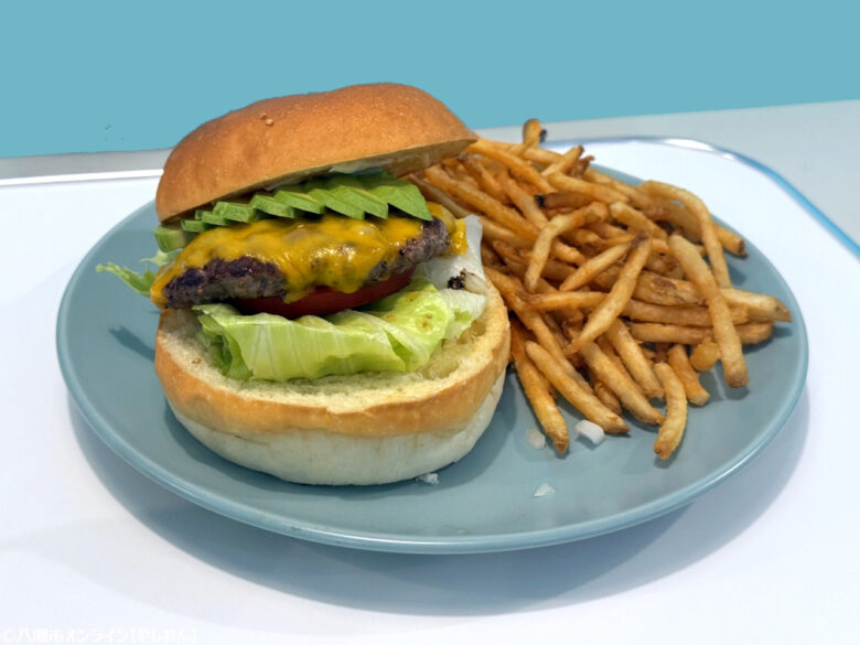 Over Drive Burger(オーバードライブバーガー) 本格アメリカンダイナーの味が草加に上陸!