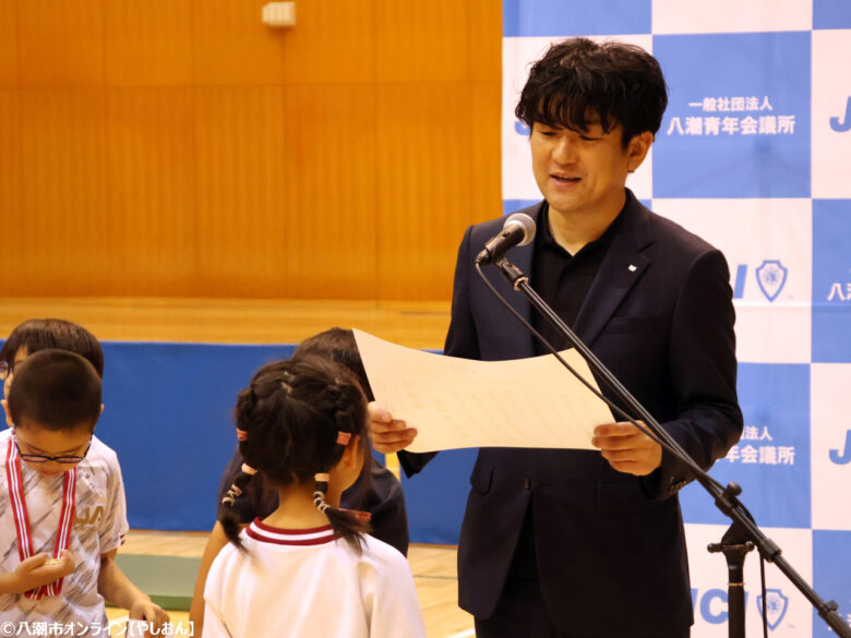 土俵に響く熱い声援！第34回わんぱく相撲大会、エイトアリーナで開催されました