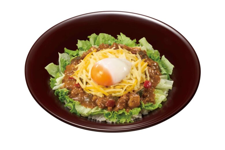 すき家から夏限定「スパイシーキーマカレー丼」登場!具だくさん&ピリ辛で食欲全開!