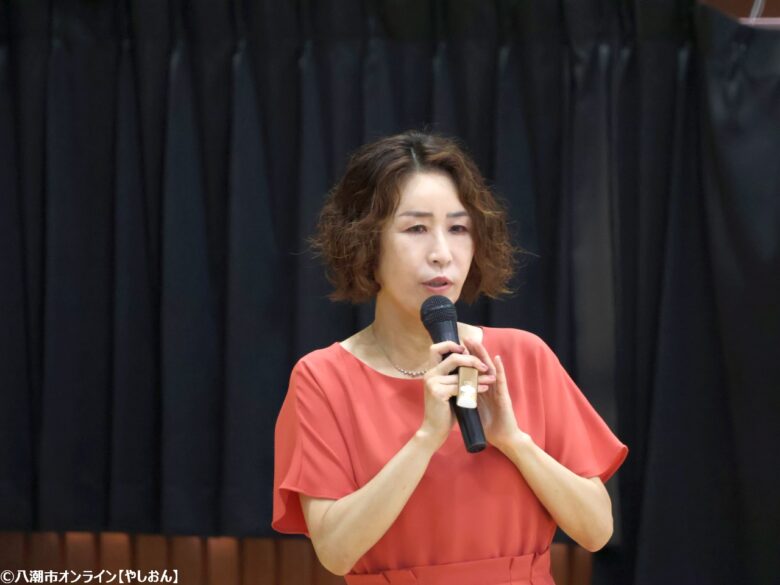 「小さな命にふれて、命の尊さを知る」──八潮市・大曽根小で「いのちの授業」 保護者講義も実施
