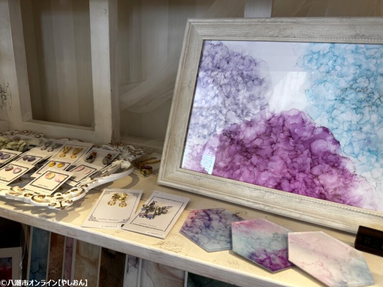 偶然が織りなす“世界に一つだけのアート” 八潮市「アンハウス」でatelier Raikus初個展&ワークショップ開催