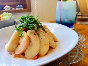 八潮の「カフェキッサ」で出会った衝撃の一皿！桃の冷製パスタが絶品だった