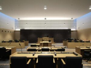 八潮市長選に3氏が名乗り　市議選は過去最多級の立候補者見込み