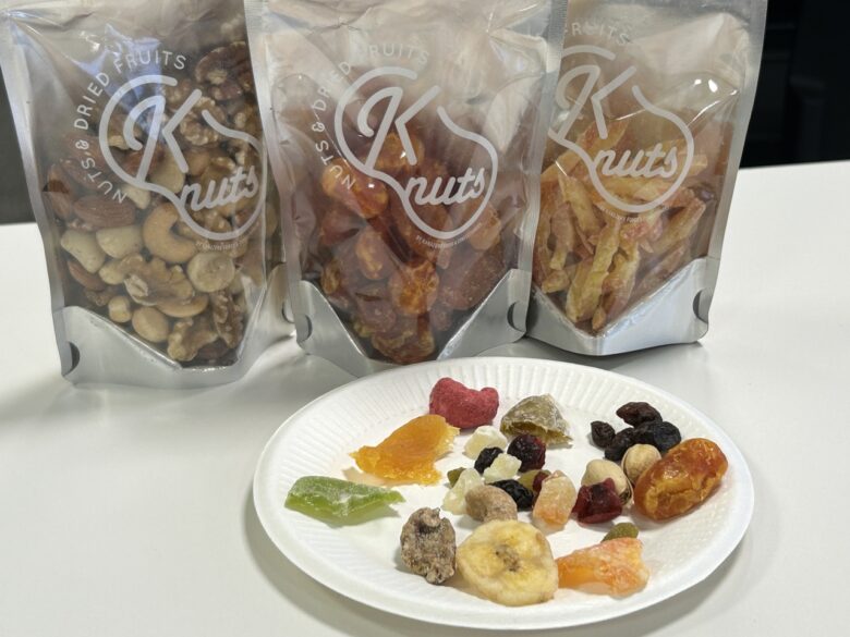 Z世代×K-nuts×クラフトジェラートが創る“映え”ジェラート！産学連携で新感覚アイス誕生