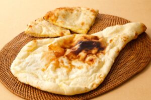 八潮市「きーCurry」13周年記念イベント　自分で焼く楽しさ！ナン焼き体験を開催