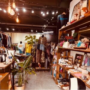 足立区大谷田の住宅街に佇む古着と雑貨のお店「LINKs」　品質重視で安心のショッピング体験を