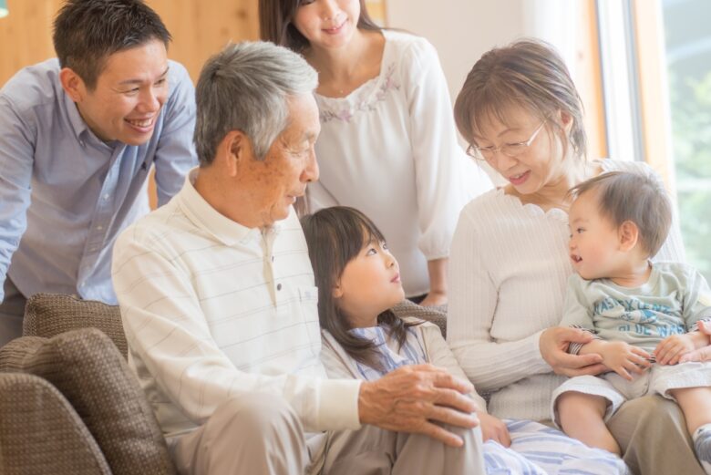 高齢者　家族