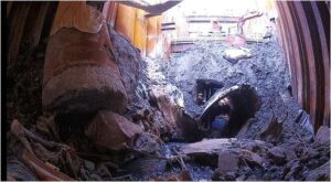 八潮市の道路陥没、原因は県管理下水道管の腐食　硫化水素による劣化と判明
