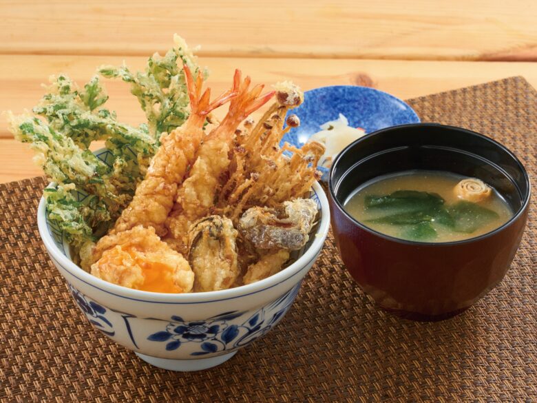 牡蠣と半熟卵の月見天丼