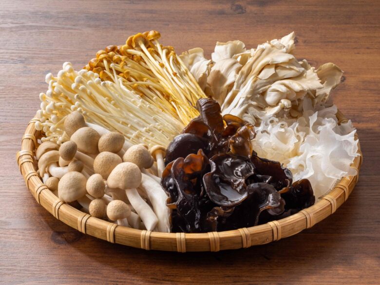 6種のきのこ-“食物繊維”が摂れる!菌食材の王様“きのこ”を心ゆくまで堪能