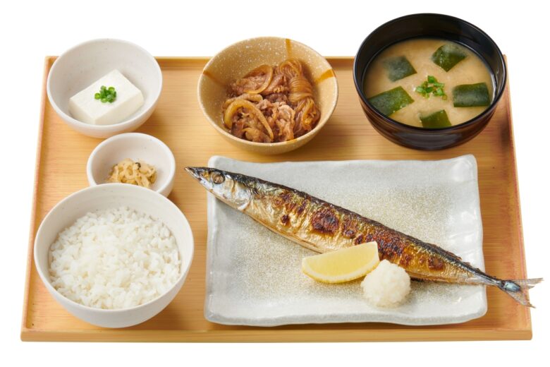 やよい軒に三陸産さんまの塩焼き登場！揚げ出し茄子やすき焼き小鉢付も選べる限定定食