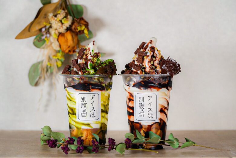 人気No.1の「濃厚生チョコ」と今後期間限定で発売予定の「抹茶生チョコ」　※画像はイメージです。
