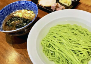 八潮産小松菜を練り込んだ特製麺！地元の味を一杯に「八潮市ラーメンコラボ」10月25日開催