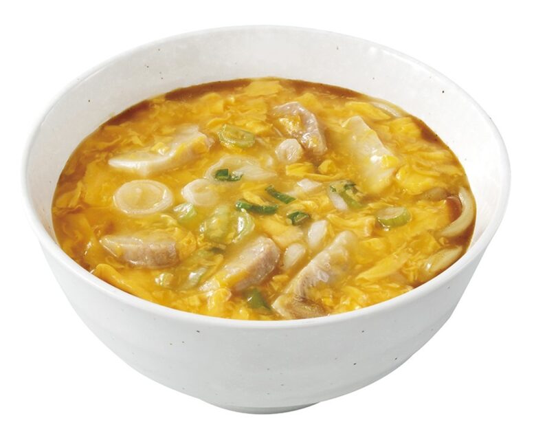 体が温まる「豚玉あんかけカレーうどん」