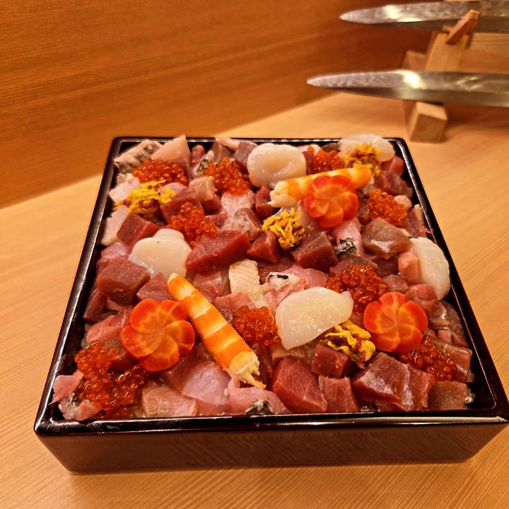 ばらちらし寿司(7,000円)