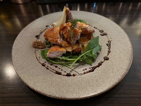 ングバー アルクール」で味わう二夜限定のクリスマスディナー2025