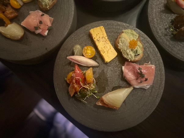 ングバー アルクール」で味わう二夜限定のクリスマスディナー2025