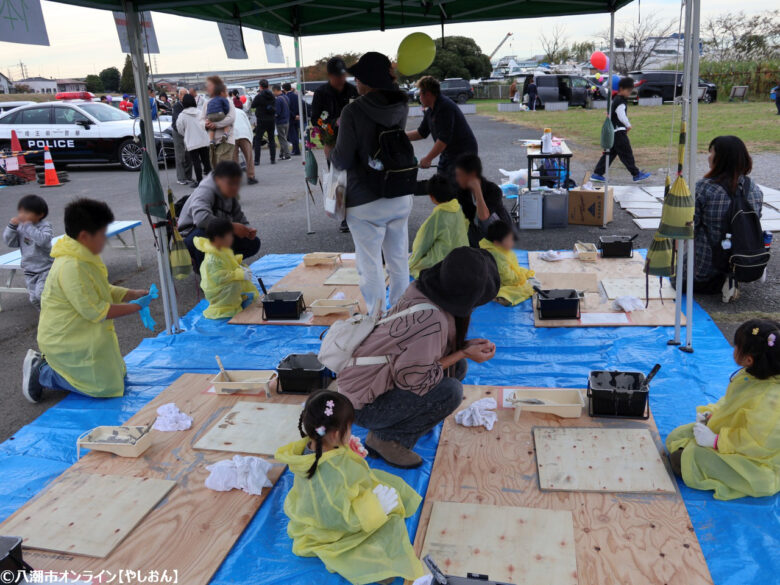 八潮の秋を満喫！家族で楽しむ「コスモスワークランド」が開催　職業体験やコスモス摘みでにぎわう一日