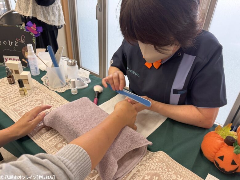 地域の魅力が咲いた一日　草加市・光明寺で「お寺deマルシェ」開催報告