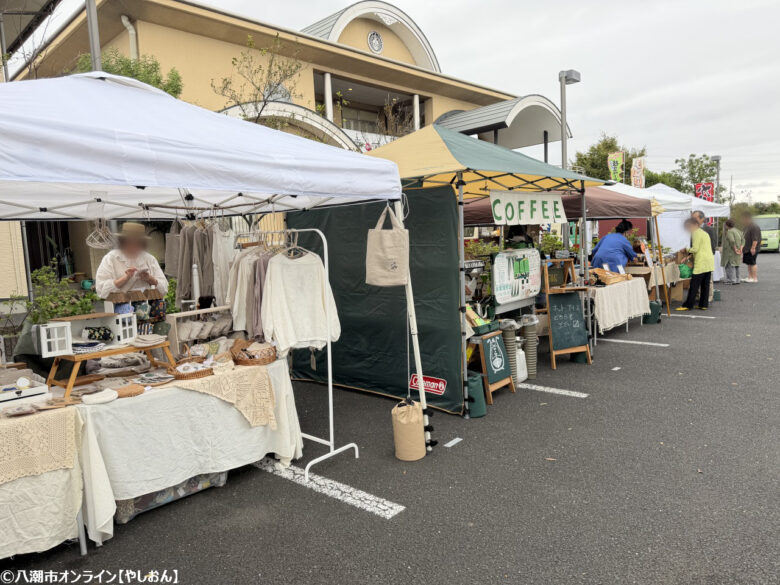 地域の魅力が咲いた一日　草加市・光明寺で「お寺deマルシェ」開催報告