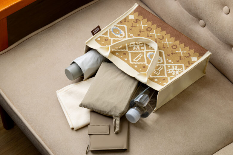 紅茶好き必見！「ココス 冬の福袋2026」登場　マグカップや紅茶セット入りで11月18日予約開始