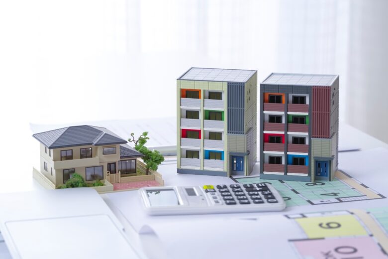 住宅建築や不動産購入を検討するイメージ