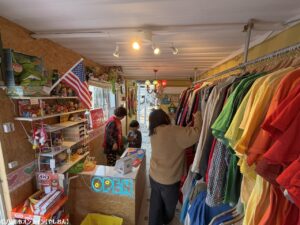 八潮・鶴ヶ曽根で“ガレージマーケット”開催レポート　古着・雑貨・グルメが集う一日