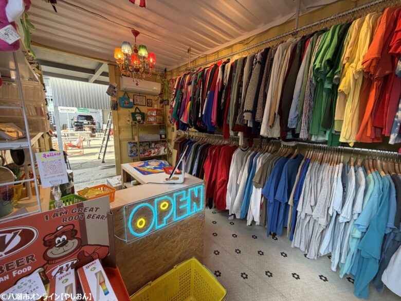 八潮・鶴ヶ曽根で“ガレージマーケット”開催レポート 古着・雑貨・グルメが集う一日