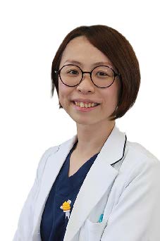 泌尿器科部長 徳永まゆ子医師