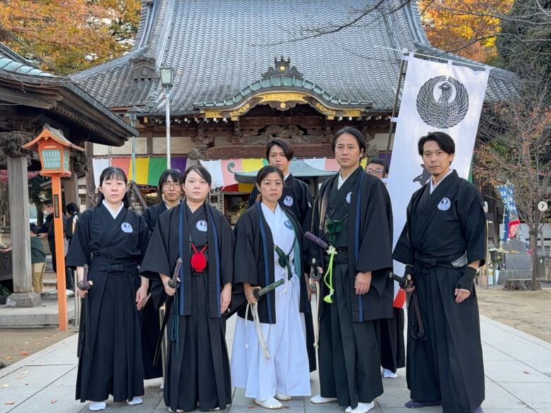 イオンレイクタウンkazeで新春特別演武 無外流居合の迫真の技を元日に披露