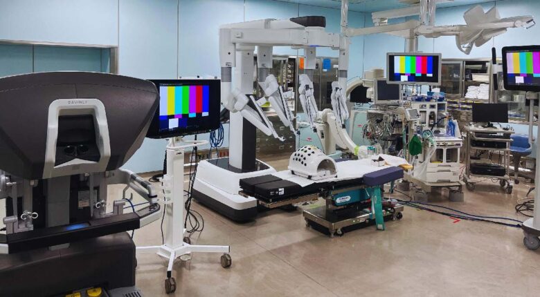 八潮中央総合病院で「手術支援ロボット ダビンチ体験会」開催へ 予約受付が開始