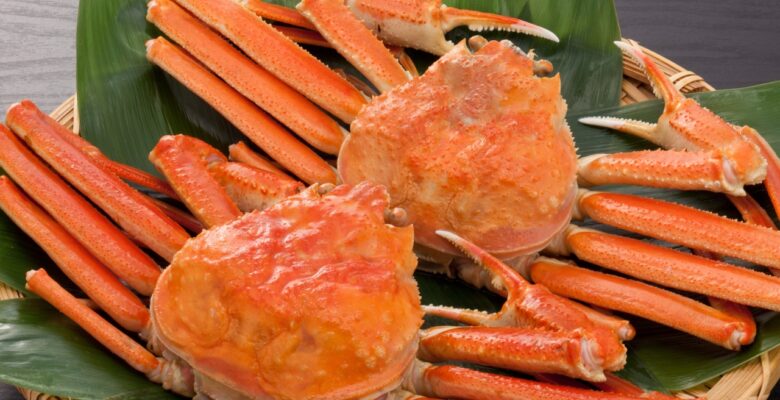 新春限定の縁起うどん 丸亀製麺「大海老天と本ずわい蟹の玉子あんかけ」