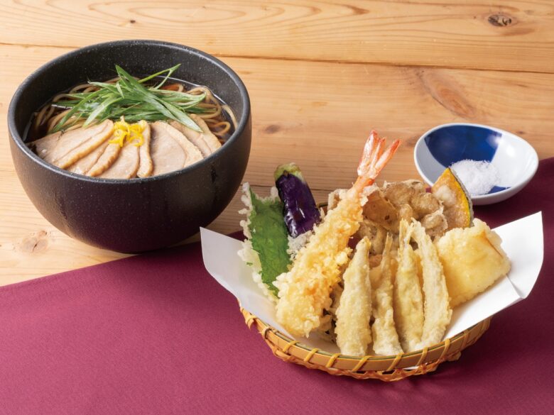 【天ぷらめしはま田 三郷中央店】冬の味覚を贅沢に堪能!「鴨南蛮そばとワカサギの天盛り」12/3より登場