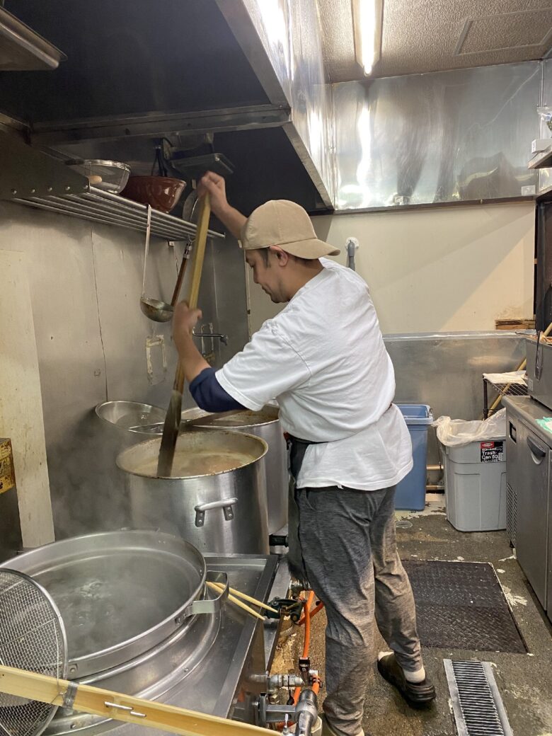 名店の味を受け継ぐ一杯を、仲間と一緒につくる。ラーメン マルキ八潮店、仲間募集しています!!