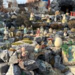 八潮市伊勢野に現れた小さな物語の森　花壇と融合した“ジブリの森”を訪ねて