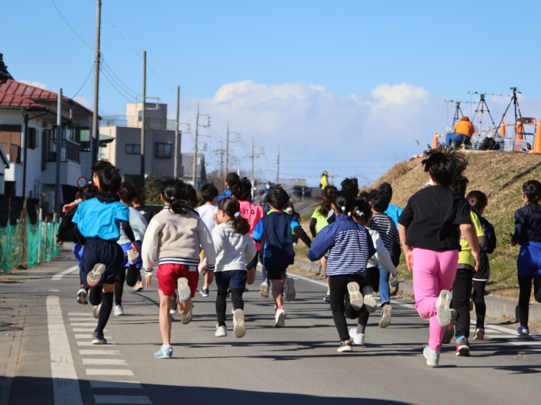 中川を舞台に新たな一歩 「中川やしおランニングイベント」初開催で笑顔と声援あふれる一日