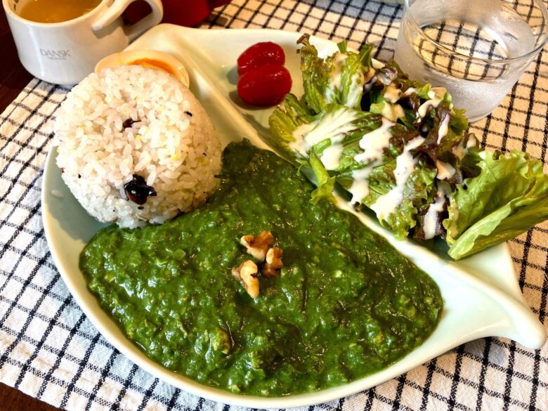 【八潮市】ねこたちに囲まれる北欧風カフェで、からだ想いのランチ時間【過去記事】