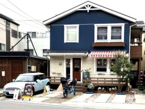 【八潮市】ねこたちに囲まれる北欧風カフェで、からだ想いのランチ時間【過去記事】