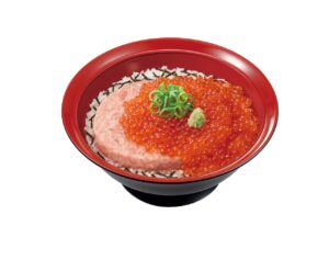 すき家のまぐろたたき丼が豪華進化、天然いくらを贅沢にのせた新商品が登場